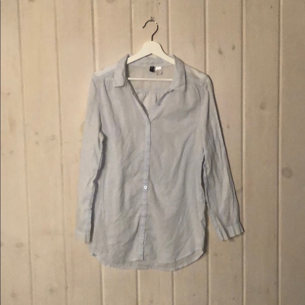 Gauzey pale blue size 12 Divided blouse